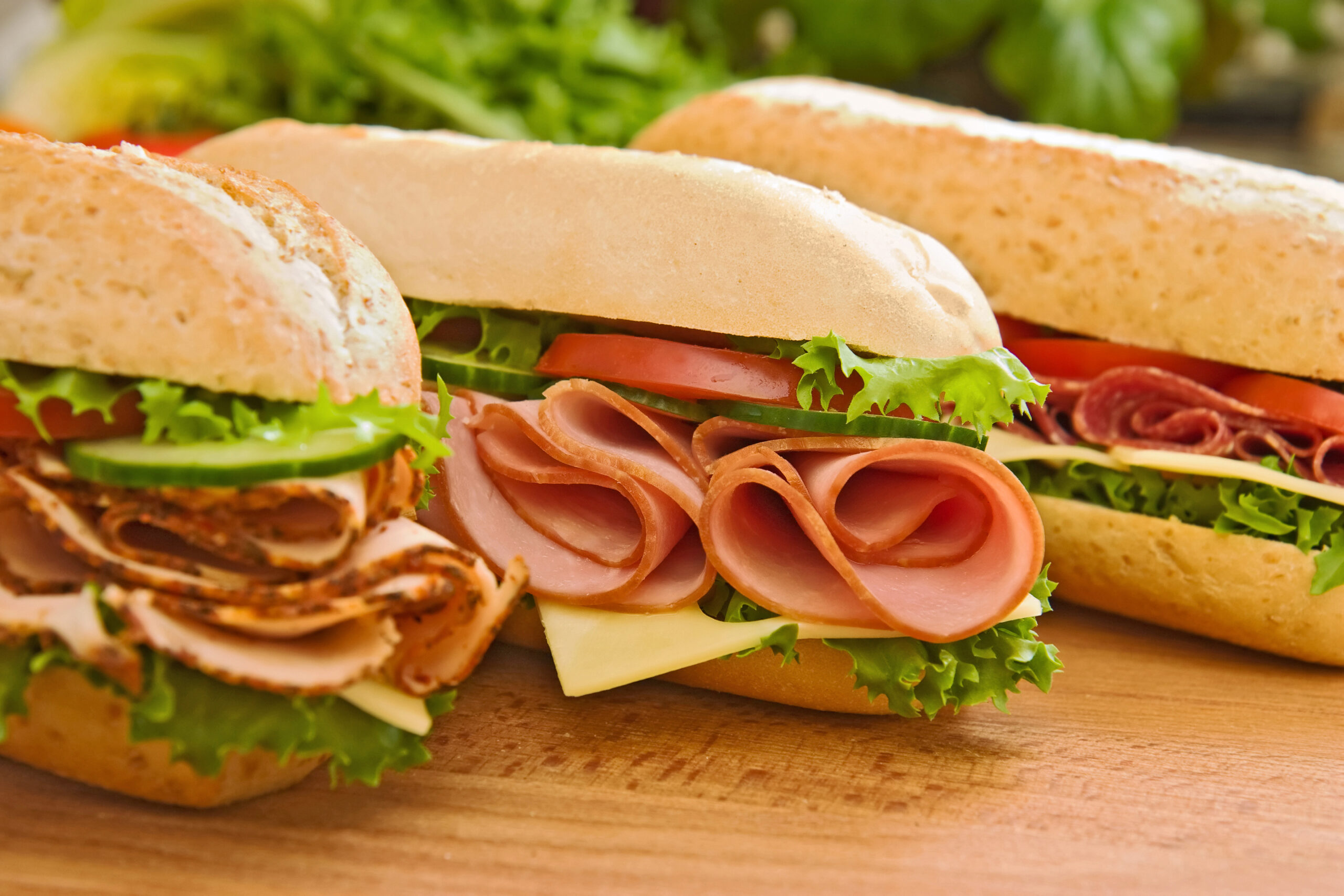 Enjoy Delicious DeSoto Sandwiches at Subway in Pleasant Run Village